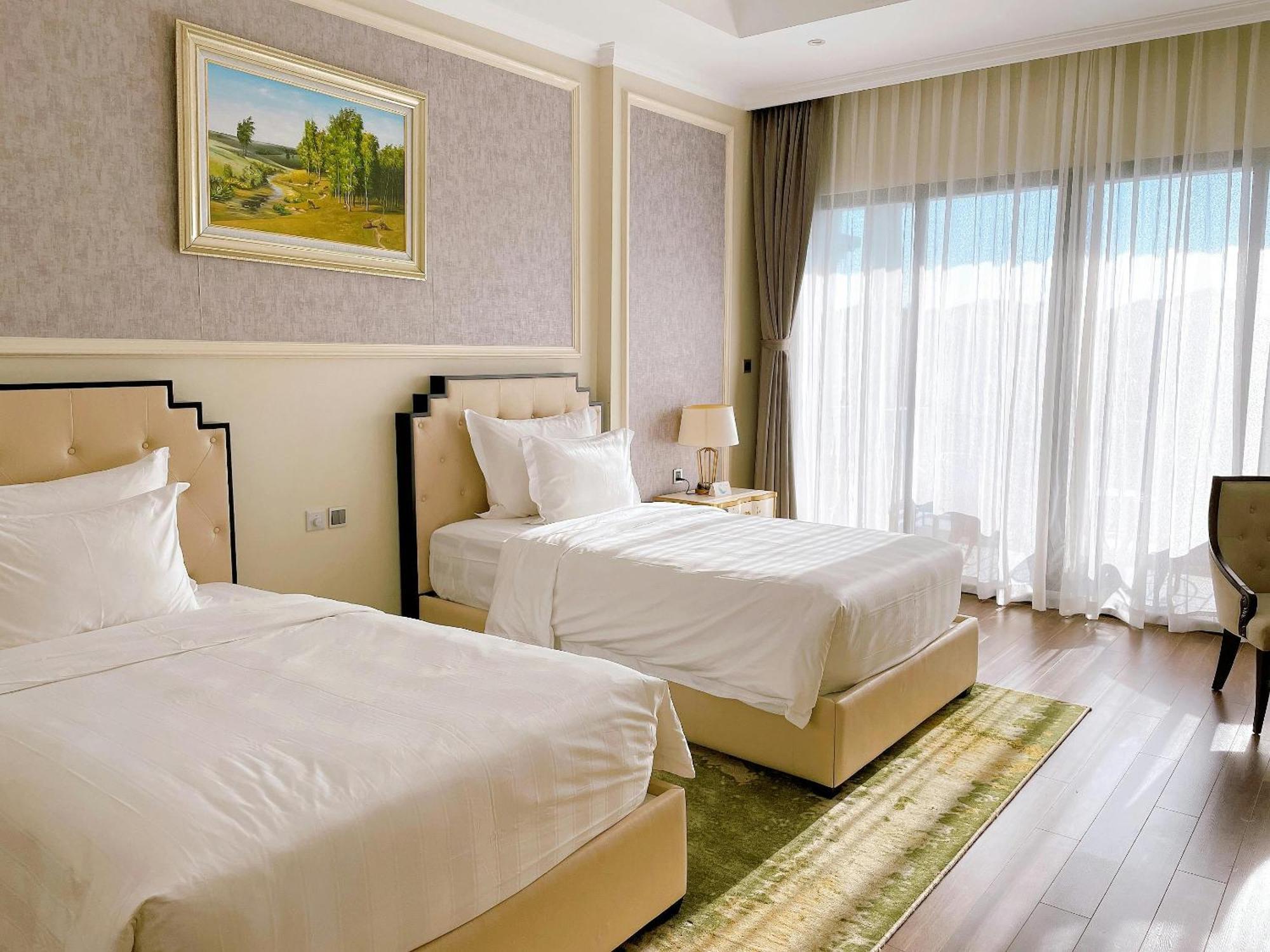 Hotel Ivy Plaza Near Igi Airport Нью-Делі Екстер'єр фото